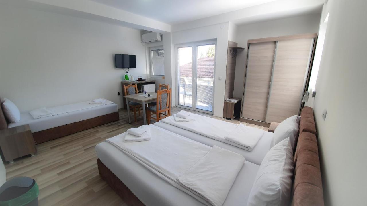 Villa Frasoro Ohrid Bagian luar foto