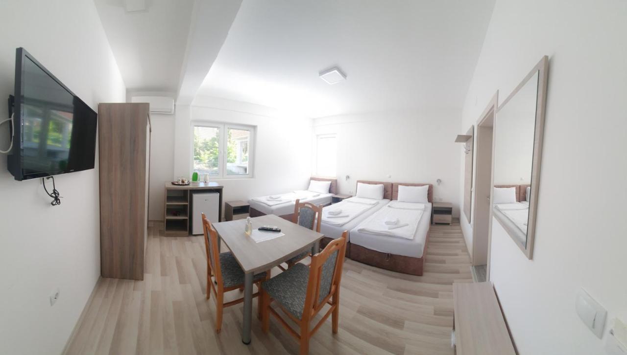 Villa Frasoro Ohrid Bagian luar foto